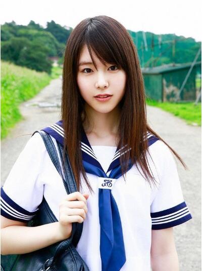 日本影星-唐田英里佳晒清纯照! 网友: 来中国, 我会让你一炮而红