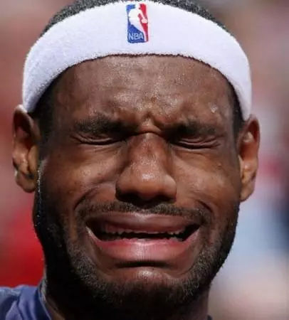 nba表情包之王!姚明囧字脸 邓肯奸笑脸或尼克杨黑人问号脸?