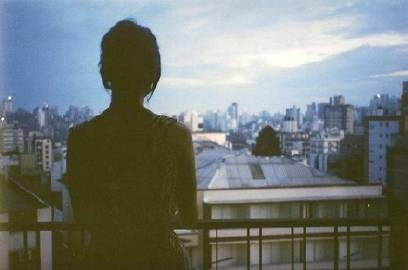 历经沧桑人来人往，你会明白 ，万般皆是命 ，半点不由人