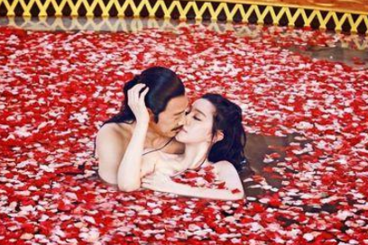 古代皇宫中敬事房是干什么的?主管一切男女之事,皇帝也得听它话