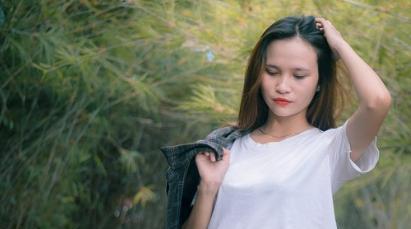 婆婆偷偷拿着我的彩礼钱给小姑子买车,知道后