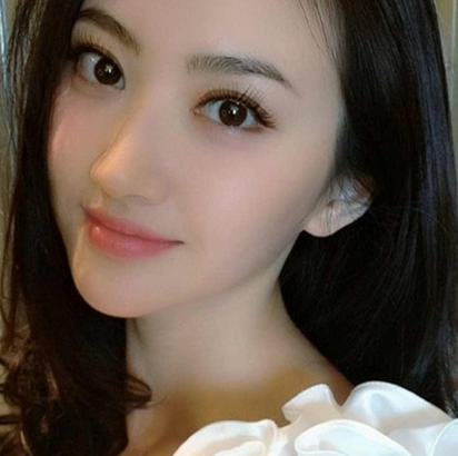 盘点娱乐圈中的大眼睛女星,赵丽颖都进不了前三,杨幂的眼睛.