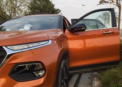 90后乡下小夫妻提宝骏510，邻居看了翻白眼！