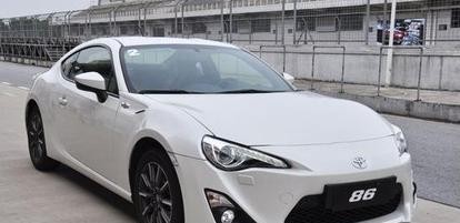 三款小跑献上价钱不贵把妹还是挺有用的