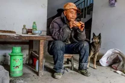 农村养老保险每月能领多少钱?转移和退出手续