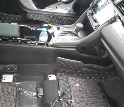 表姐夫新买了部卡罗拉，看我开这车回家，试驾完肠子都悔青了！