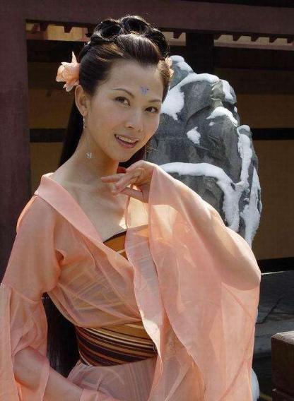 蔡少芬最美的十二个古装扮相，颜值巅峰时不输杨幂赵丽颖
