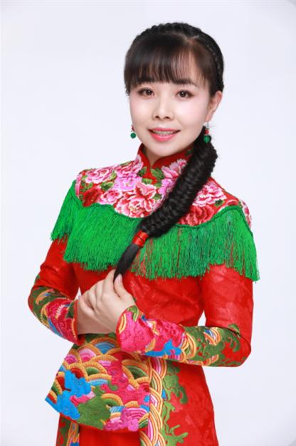 祝王二妮生日快乐,让我们一起为偶像打call