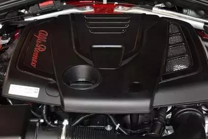 搭载最强2.0T发动机, 动力超BBA, 功率达200kW