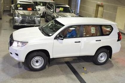 天津港销量王，丰田霸道2700科威特版，堪称丐中丐