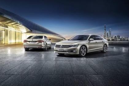 年底冲量，大众辉昂降价10万销量翻四倍，网友坦言：被逼无奈罢了