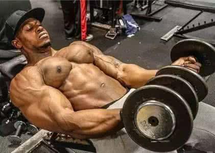 在NBA论肌肉, 白人球员最好不要和黑人球员去