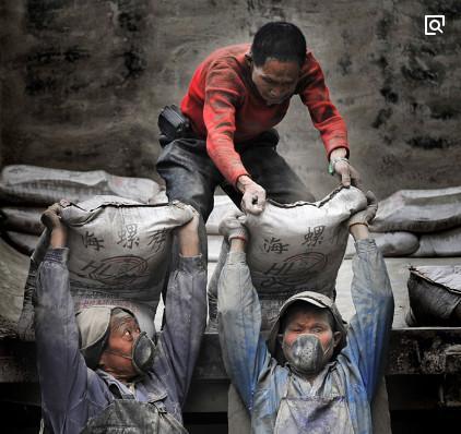 农村人到底能不能靠自己努力劳动发家致富呢?