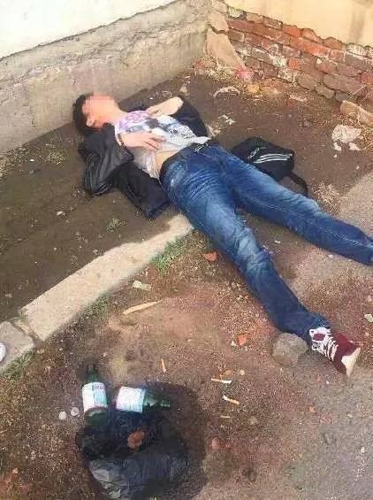 18岁少年骑车撞人之后无力赔偿,以命抵债!罪魁