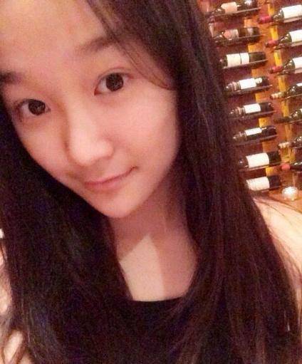 颜值比肩关晓彤，还记得爱情公寓里面的花花吗？不愧是女大十八变