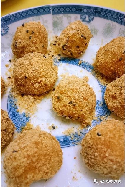 在福州的元宵节怎么能少它呢甜的叫汤圆咸的叫元宵别弄错了