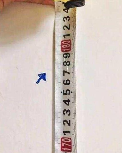 易烊千玺为长高曾放弃街舞,站在黄子韬身边暴