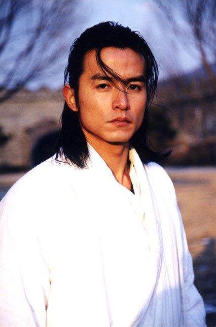 4版《陆小凤》只有他演活了“西门吹雪”，郑伊健李铭顺是模仿?