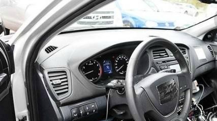 现代新款i20谍照曝光，有望在2018年2月发布，搭载1