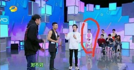 迪丽热巴《快乐大本营》的坐姿惹争议，胖迪一番话让人无话可说!