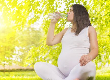 孕晚期吃完饭就烧心难受怎么办 教你几个小妙