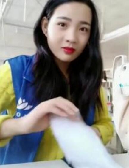 在东莞工厂打工的女孩, 个个都很美, 很多男性都