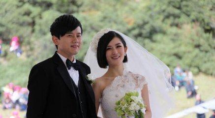 结婚后, 为何谢娜一直不带戒指, 看完后被感动!
