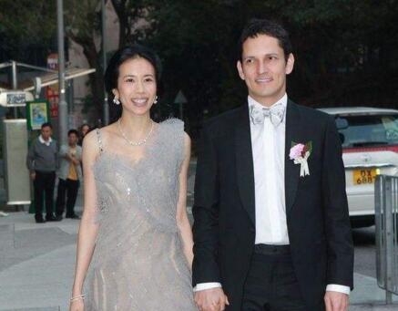 她们都曾是中国人心中的女神，但最后都嫁给了老外！