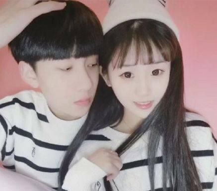 杨清柠喊话王乐乐, 直播间演唱《前任3》, 网友