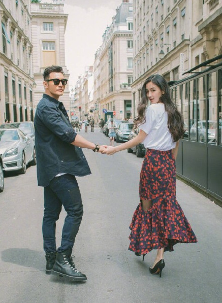 angelababy女儿小海绵一周岁照片公开 baby当