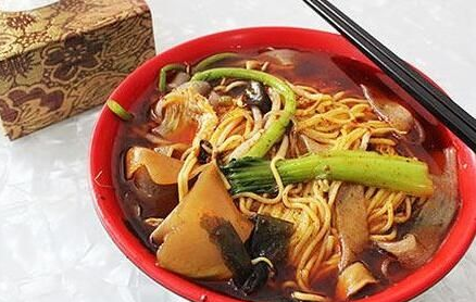 26岁美女为减肥每天吃两顿麻辣烫,半年之后身