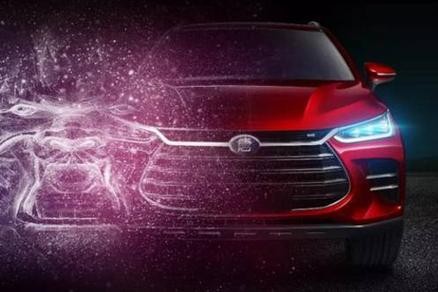 百公里加速3.9秒，最低油耗2.0L，颜值还超奥迪宝马