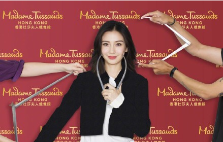 杨颖为蜡像量身上热搜,网友:能不能照着周星驰