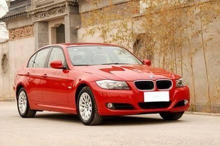 奔驰、宝马、奥迪都只要20多万了，还买什么凯美瑞、迈腾？