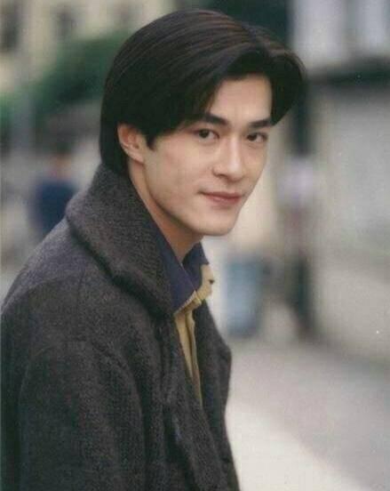 看过年轻时的古天乐,你还觉得画着眼线的鹿晗吴亦凡帅