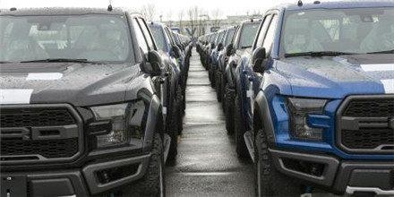 上海一男子花50万买皮卡