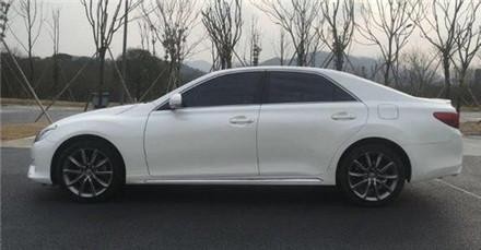 江西一男子花20万买日系车，打开车门那一刻，网友直呼：我想吐！