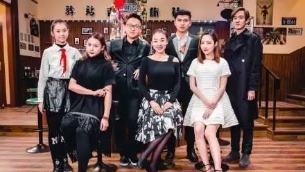 新红男绿女开播，当年主演齐聚首