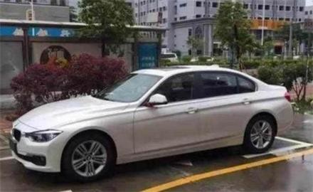 90为了面子买了辆豪车，结果