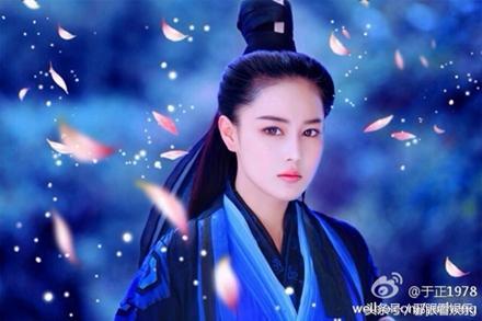 王思聪炮轰张馨予口技出众，靠身体上位，似玩物