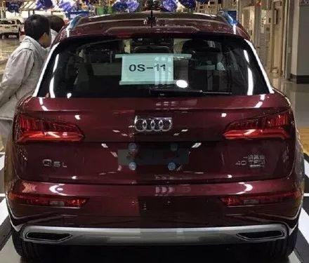 全新奥迪Q5L出现国内街头,吓得奔驰GLC赶紧加长了100mm!