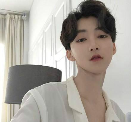 新版F4全都是照骗,道明寺嘴还是歪的,突然觉得