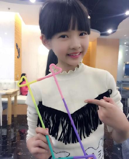 讲真!根据这些童星现在的模样，放心吧，以后肯定不会长残了