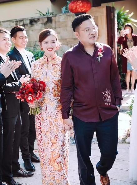 腾讯NBA女主播，小姨妈徐溢结婚了，球迷朋友别伤心，还有美娜呢