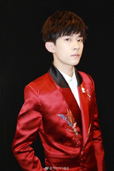 易烊千玺心太软?女粉丝求婚他会怎样回答?结