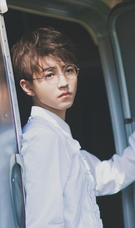 凯源CP粉小说被抄袭,背后原因令人吃惊!但这本