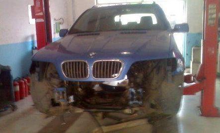 100万的双环SUV，宝马X5车主看过后气愤不已！