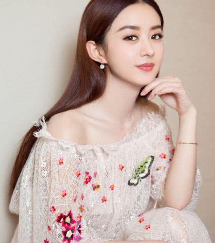 没有学历没有背景的女明星,在娱乐圈里面闯出