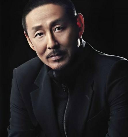 不拍戏也不会过气的5大男星: 谢霆锋垫底, 胡歌