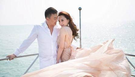 奥运冠军马琳近照，抛弃糟糠对薄公堂，二婚再娶娇妻育一儿子！